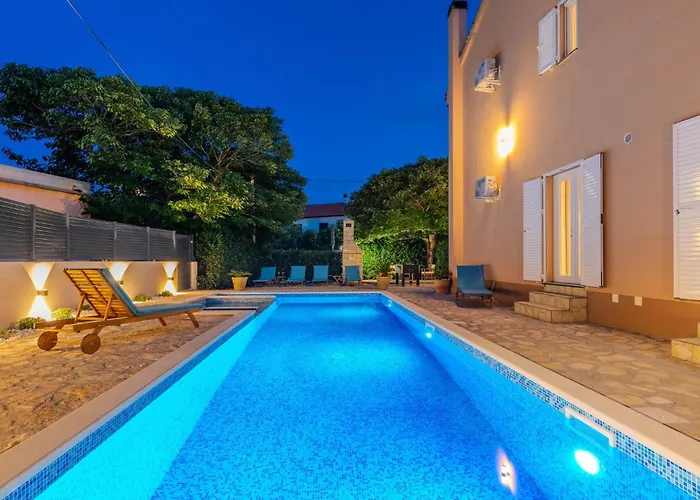 Family Oasis *