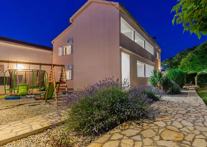 Family Oasis *