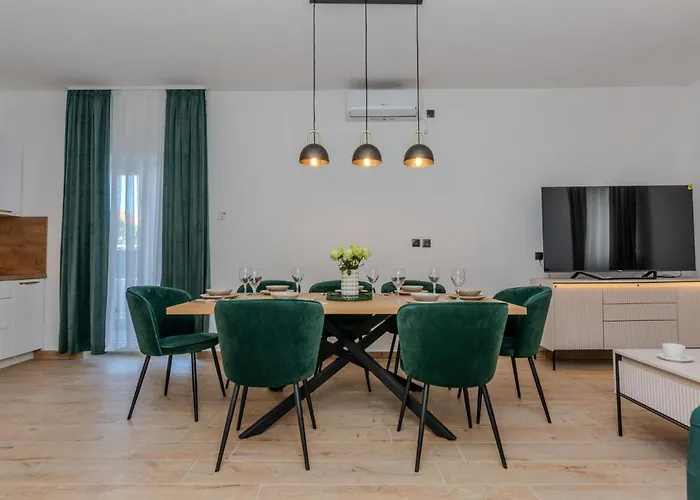 Vikendica Family Oasis Nin