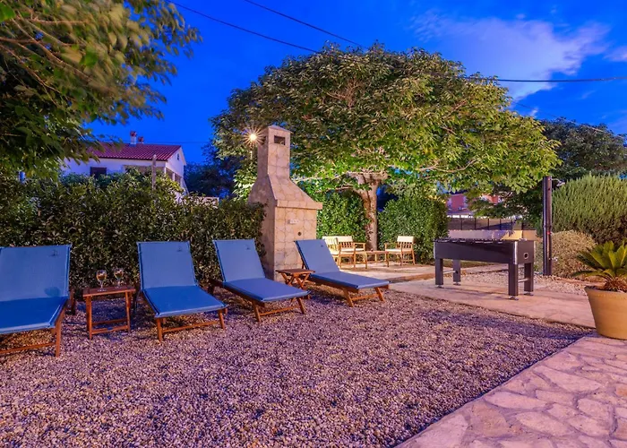 Vikendica Family Oasis